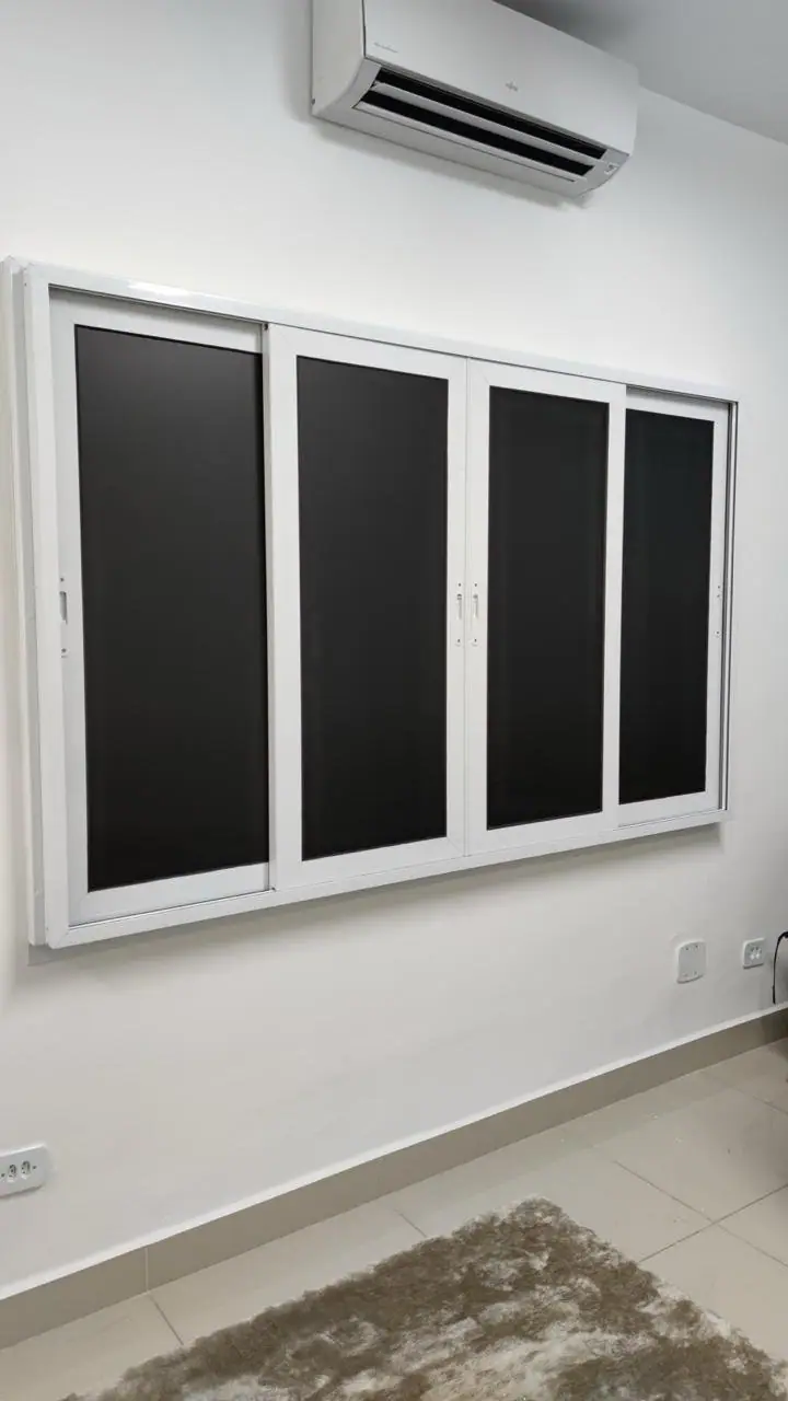 Película Blackout: trabalho com película